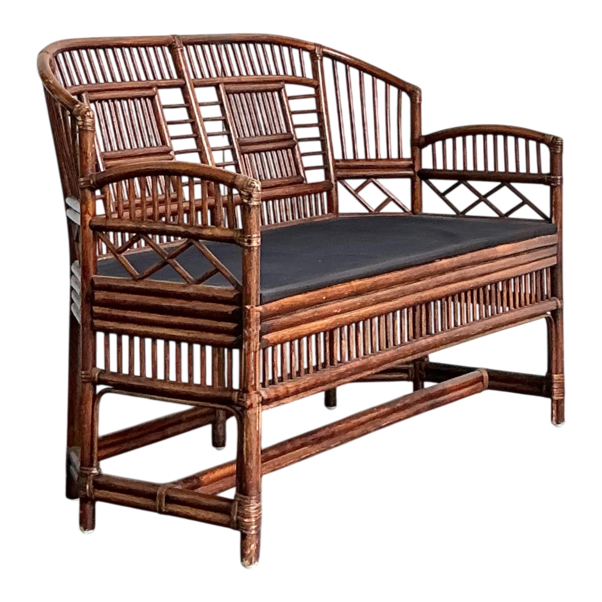 Vintage Brighton Pavillon Rattan Settee - Detail view