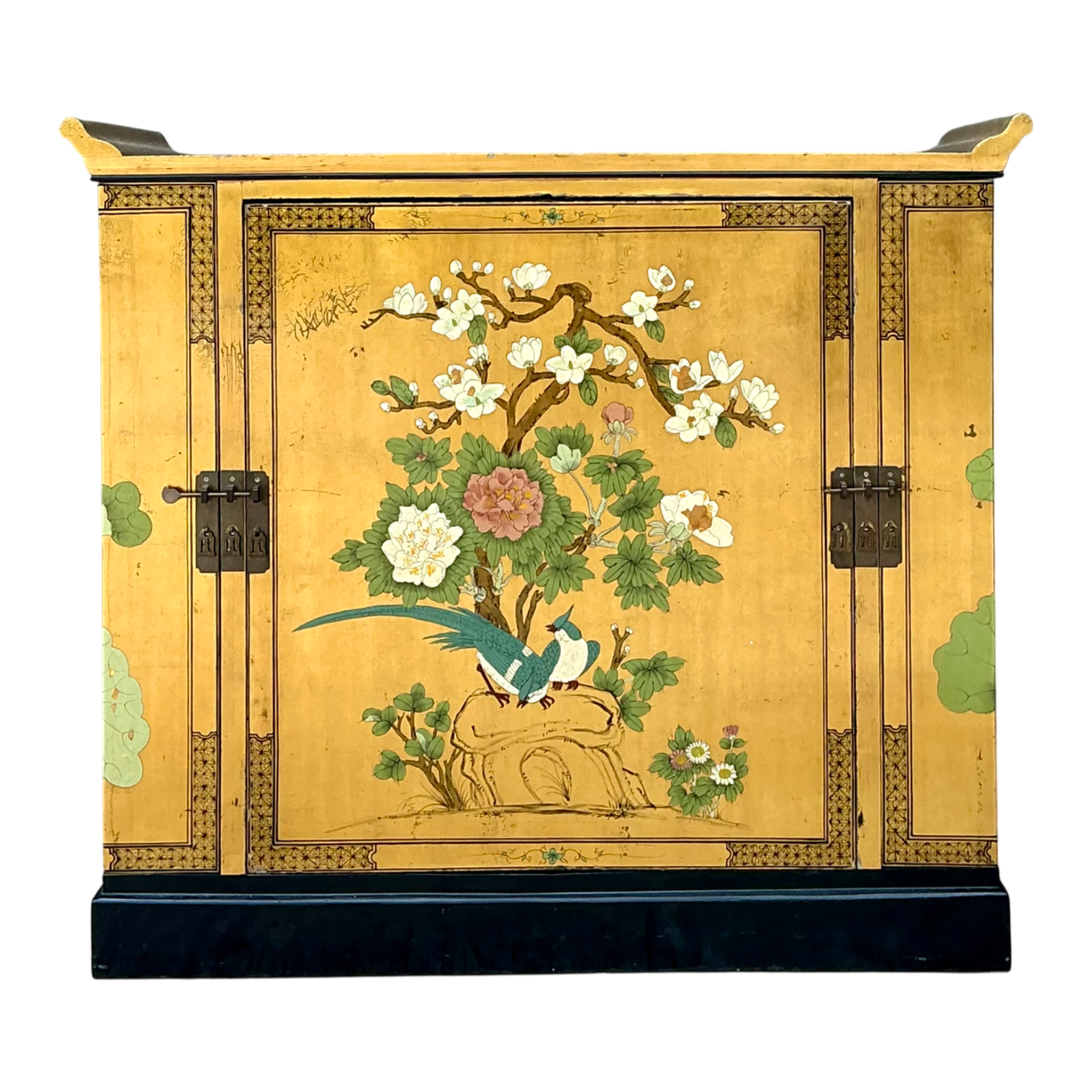 Vintage Chinoiserie Gilt Floral Dry Bar - Detail view