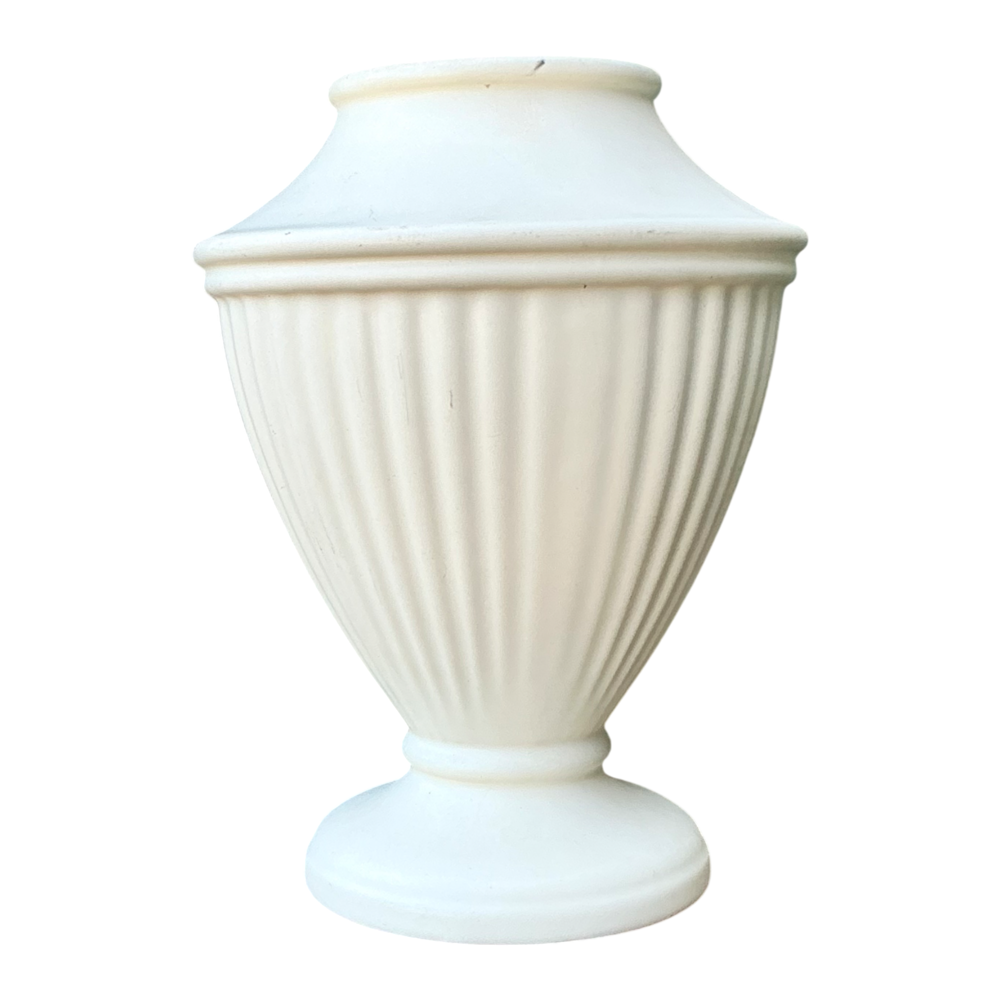 Vintage Haeger Ivory Fluted Vase — additional photo 1