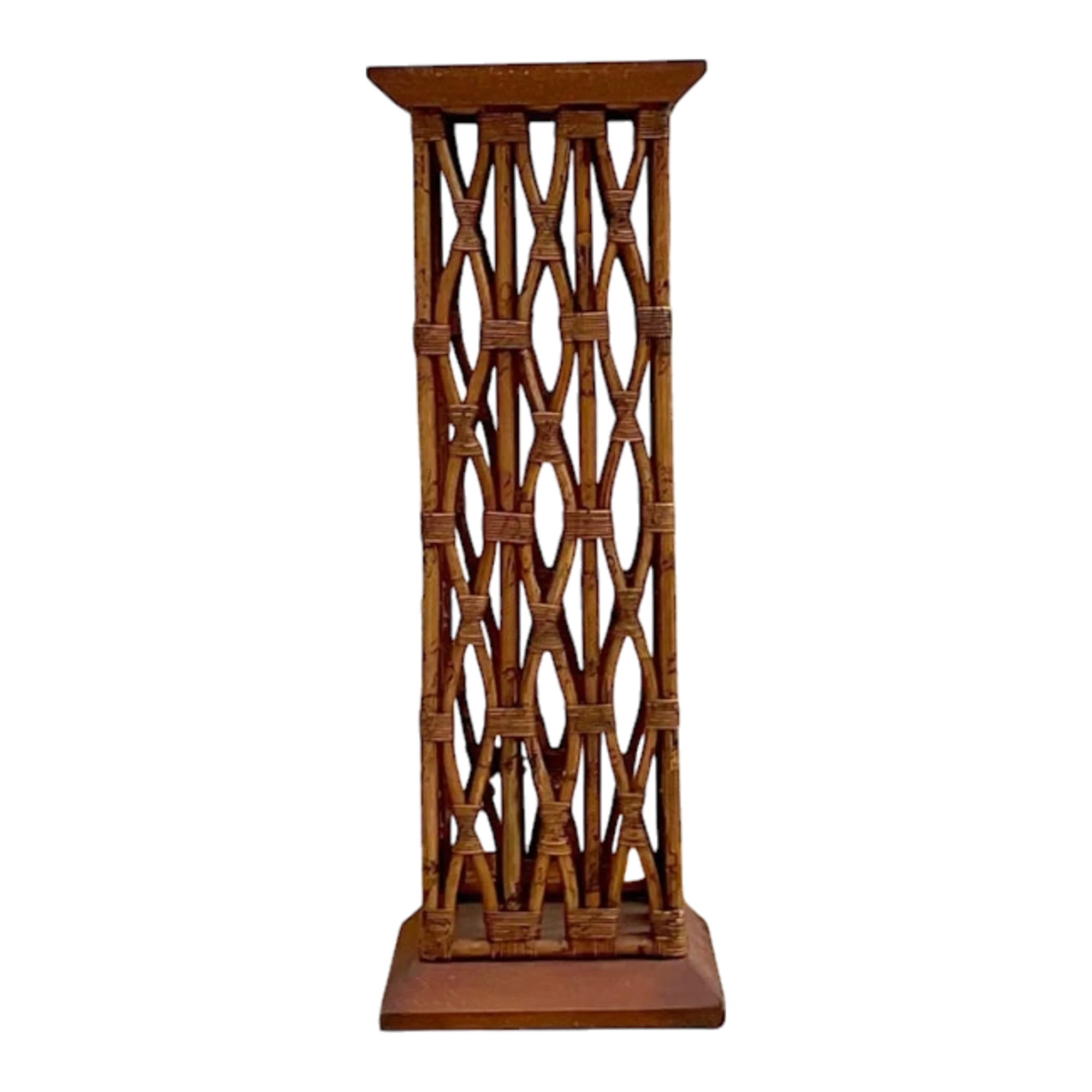 Vintage Coastal Trellis Rattan Pedestal