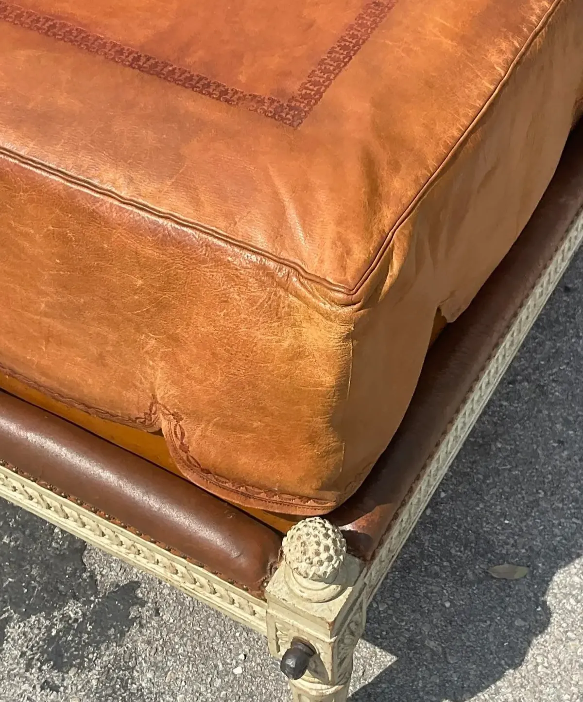 Vintage Regency Embossed Leather Daybed — additional photo 6