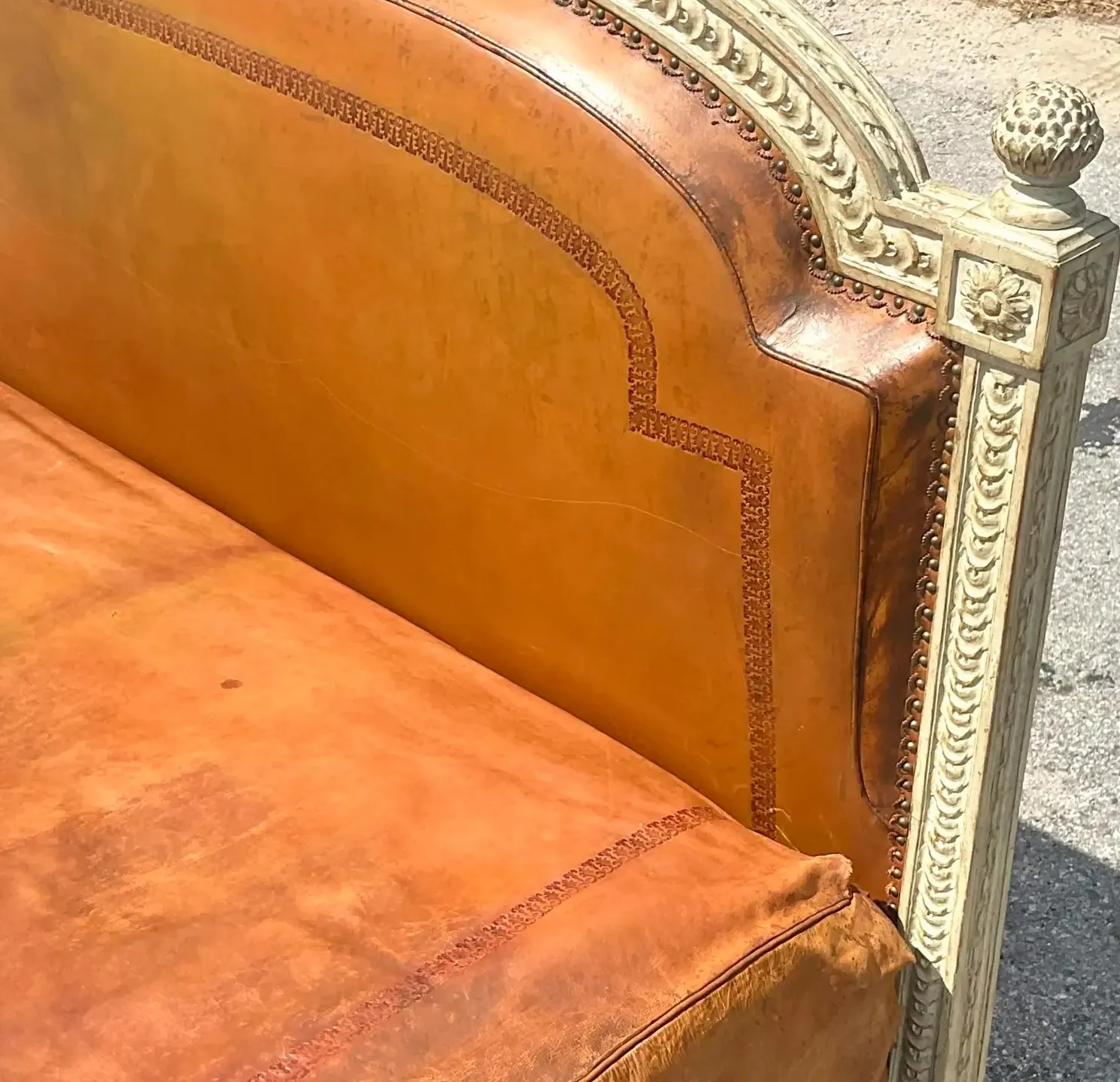 Vintage Regency Embossed Leather Daybed — additional photo 7