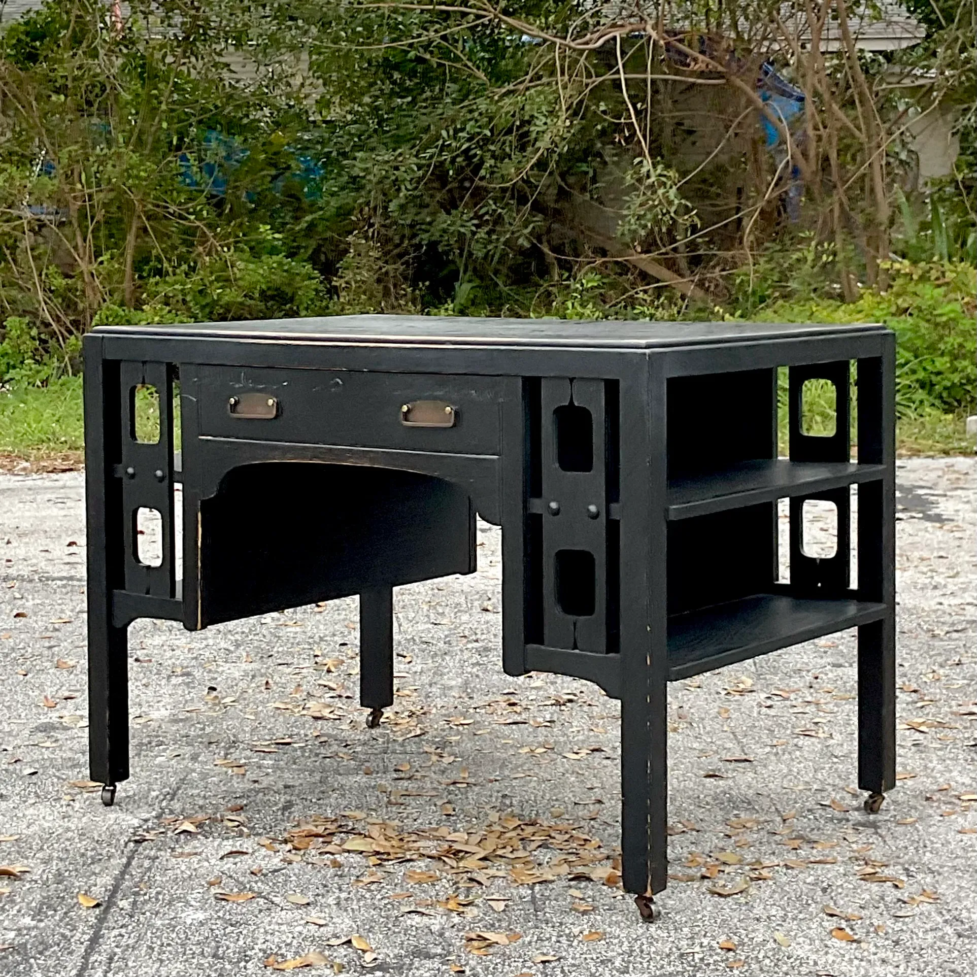 Early 20th Century Boho Arts and Crafts Mission Style Oak Desk — additional photo 6