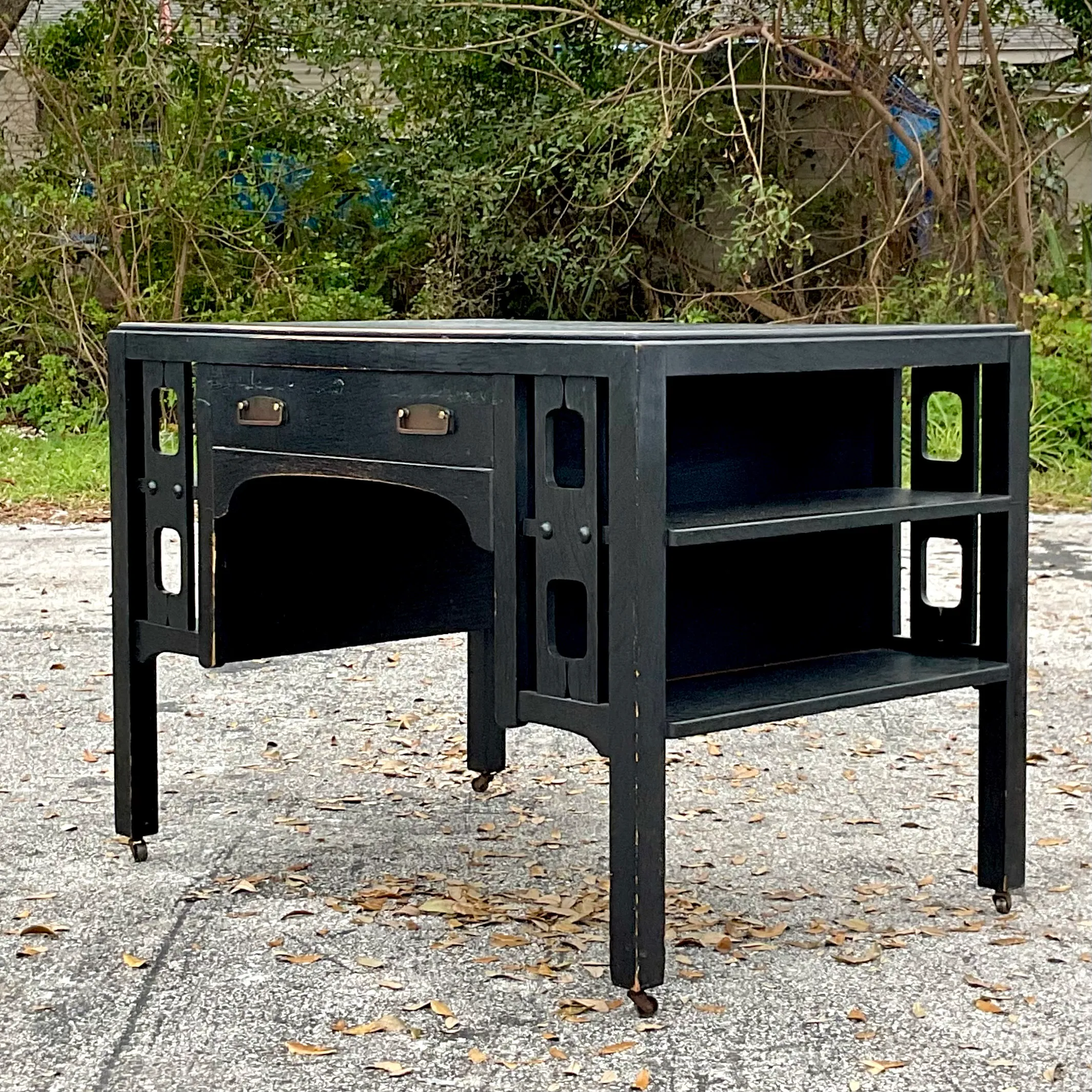 Early 20th Century Boho Arts and Crafts Mission Style Oak Desk — additional photo 2