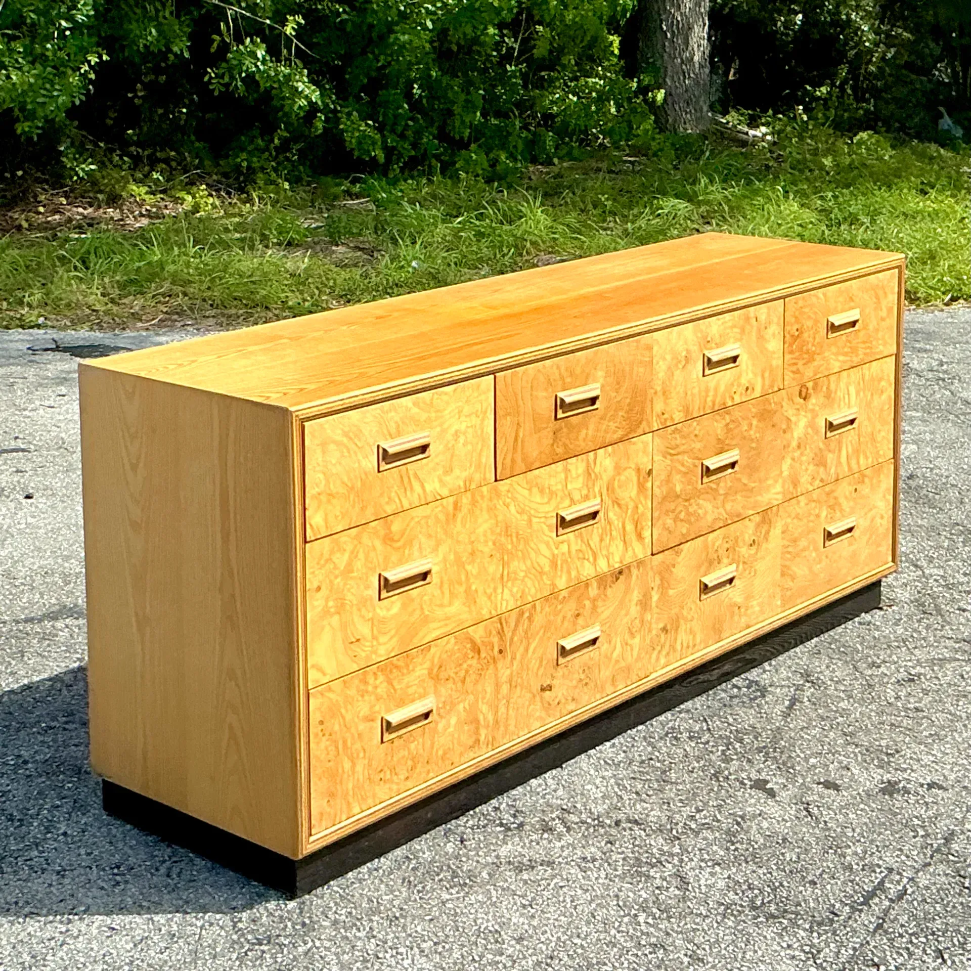 Vintage Boho Henredon Scwne Two Burl Dresser — additional photo 2