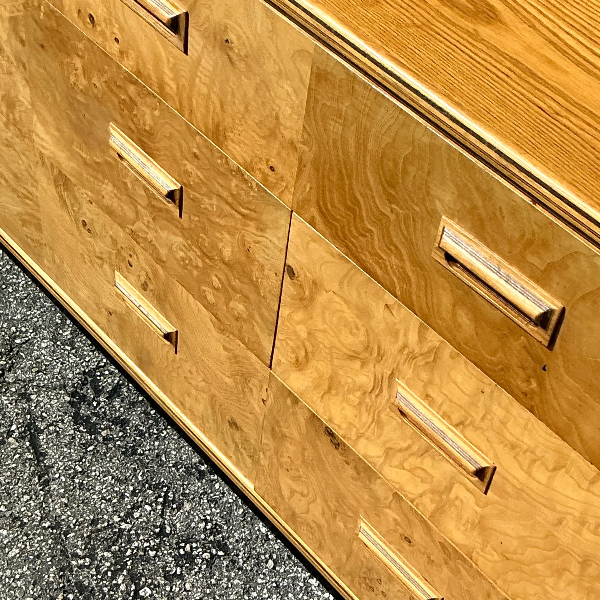Vintage Boho Henredon Scwne Two Burl Dresser — additional photo 3
