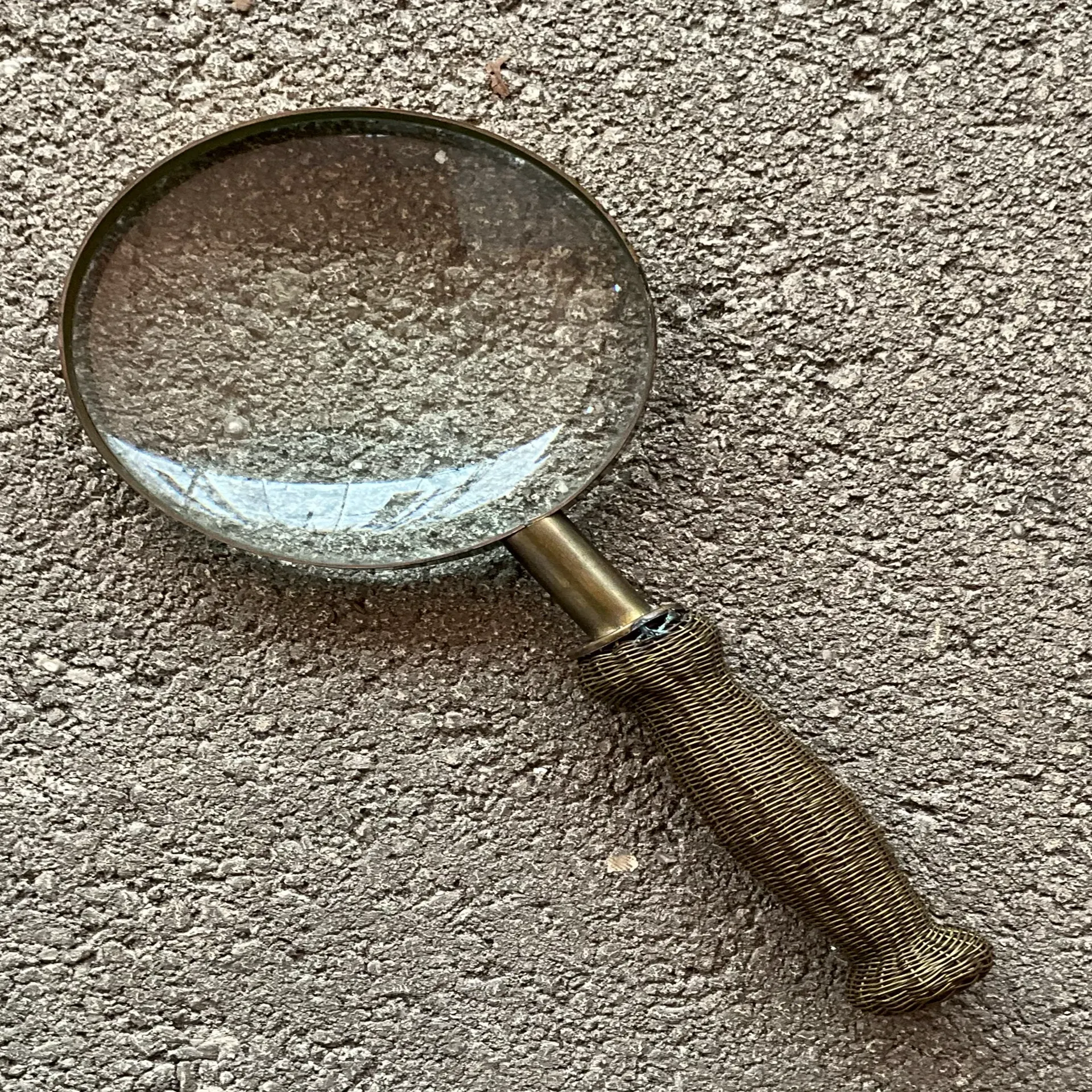 Vintage Woven Magnifying Glass  — additional photo 5