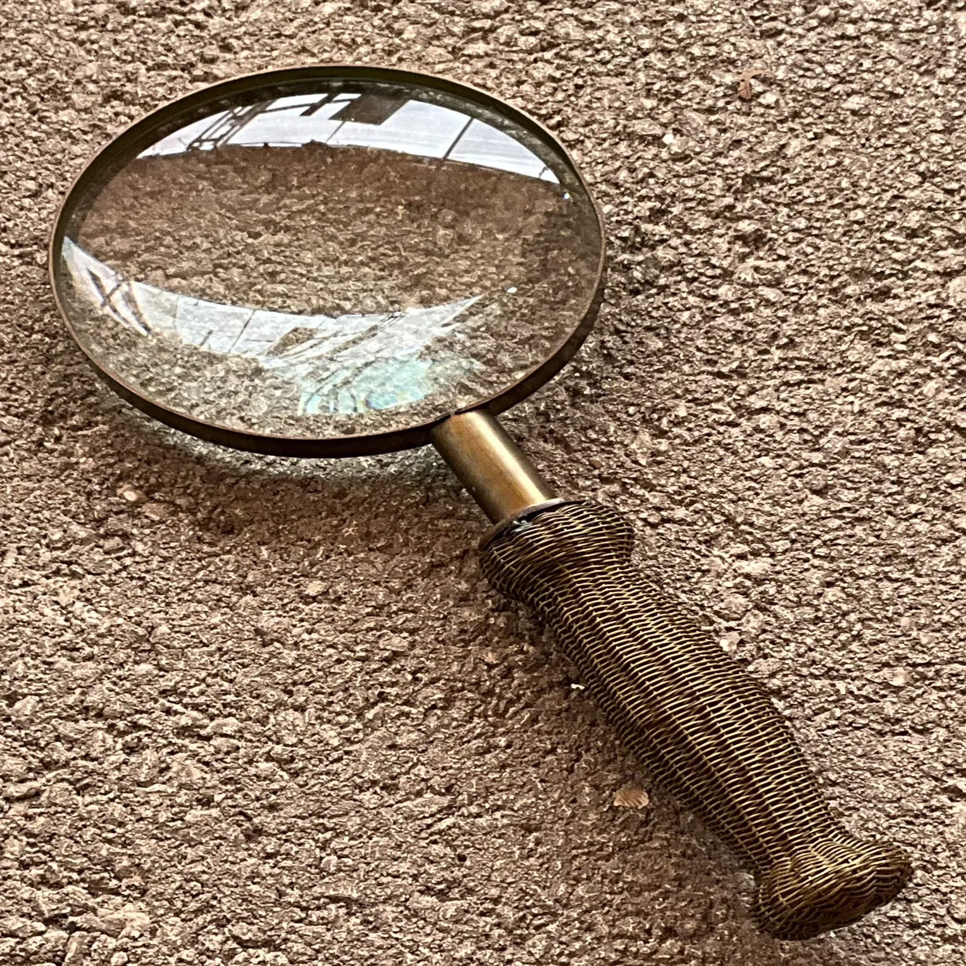 Vintage Woven Magnifying Glass  — additional photo 4
