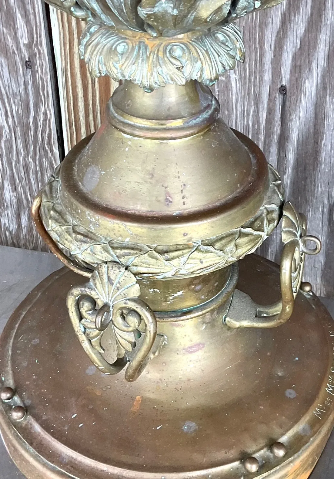 Late 19th Century Vintage Neo Classical Brass Footed Urn - a Pair — additional photo 5