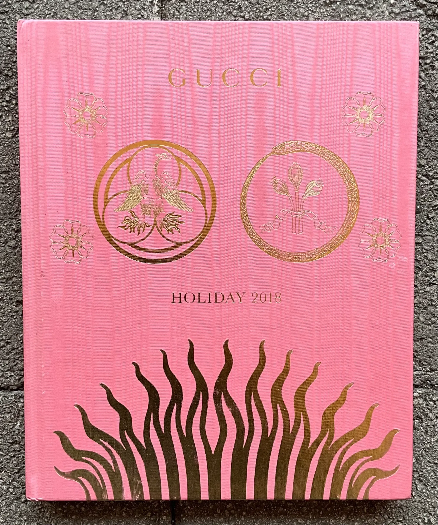 Vintage Gucci Holiday Book 2018 — additional photo 3
