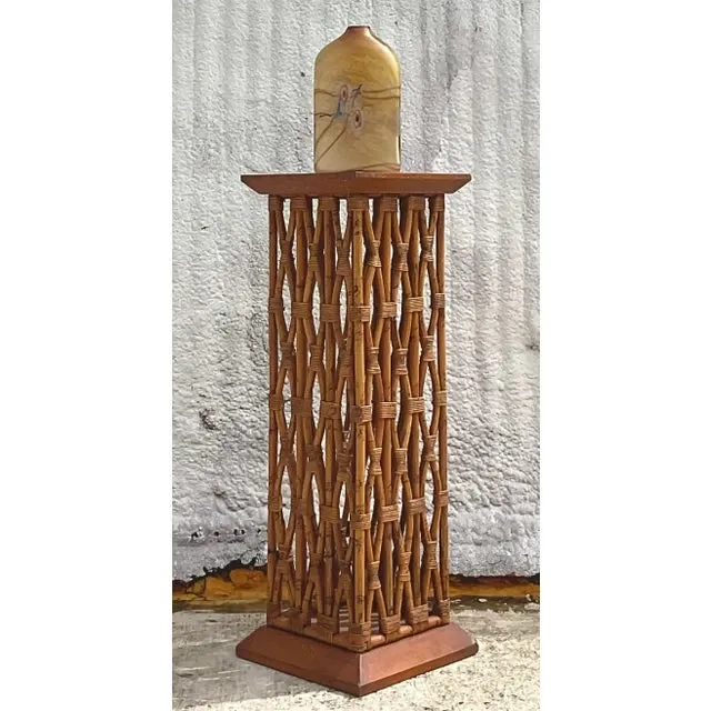 Vintage Coastal Trellis Rattan Pedestal — additional photo 4