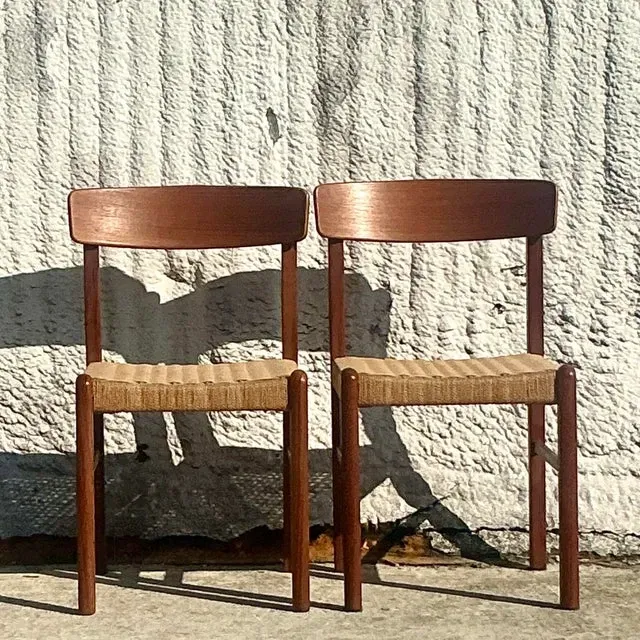 Vintage Mid-Century Modern Woven Rope Dining Chairs - Set of 2 — additional photo 1