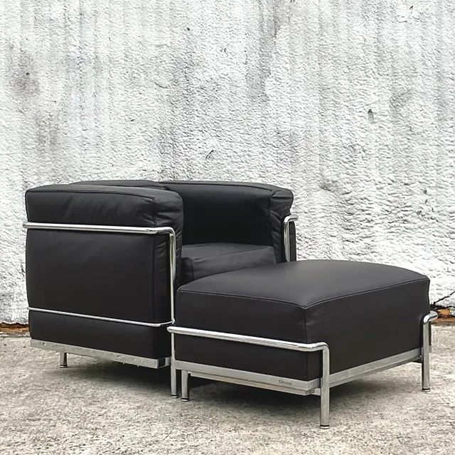 Vintage Italian Contemporary Cassina Lc2 Petite Modele Corbusier Leather Chair and Ottoman - Set of 2 — additional photo 1