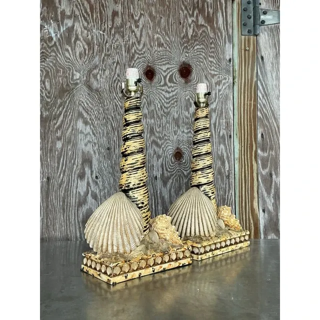 Vintage Coastal Resin Shell Lamps - a Pair — additional photo 3