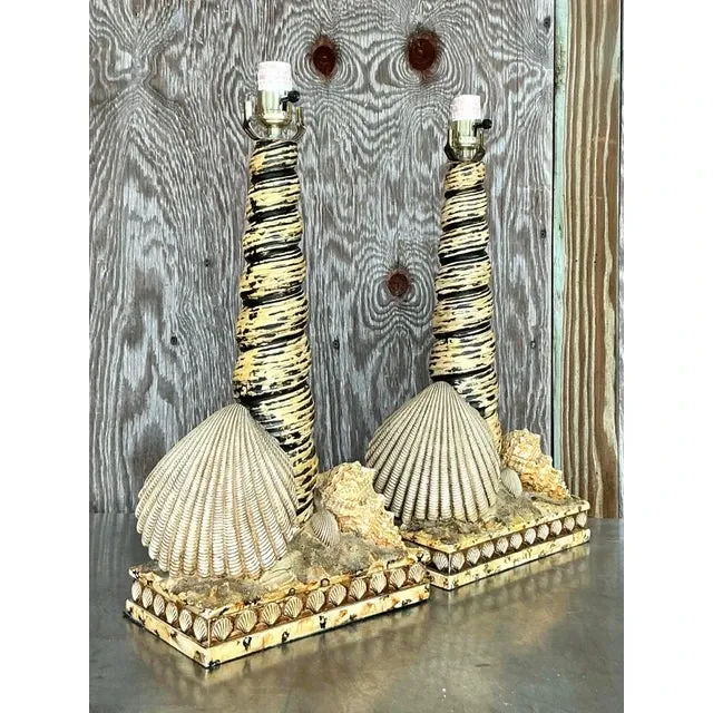 Vintage Coastal Resin Shell Lamps - a Pair — additional photo 4