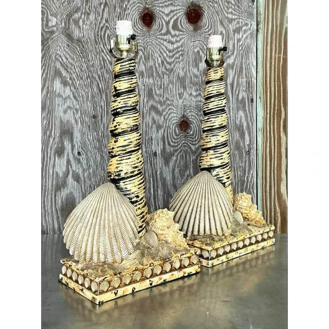 Vintage Coastal Resin Shell Lamps - a Pair — additional photo 5