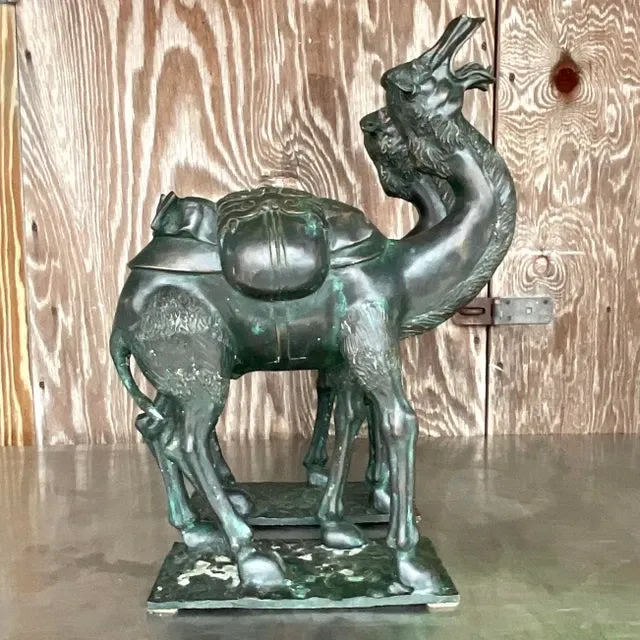 Vintage Boho Patinated Bronze Camels - a Pair — additional photo 2