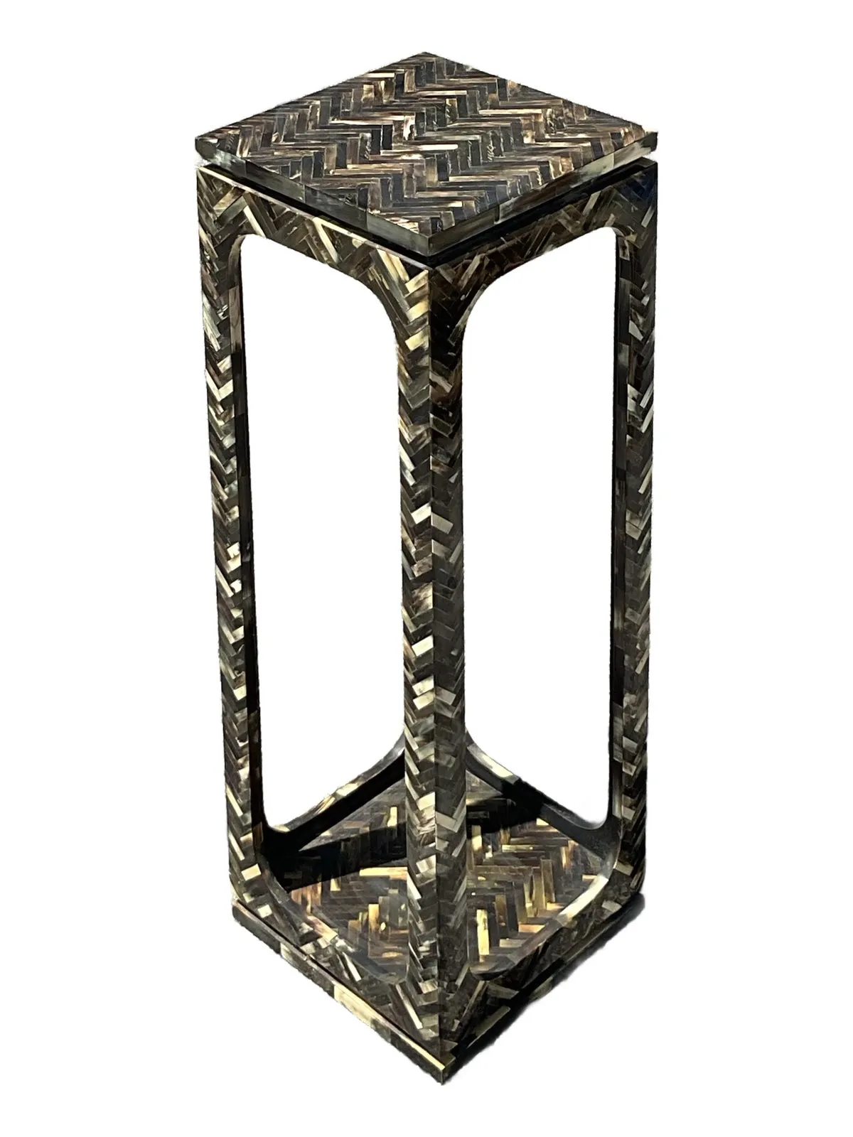 Vintage Coastal Tessellated Horn Pedestal