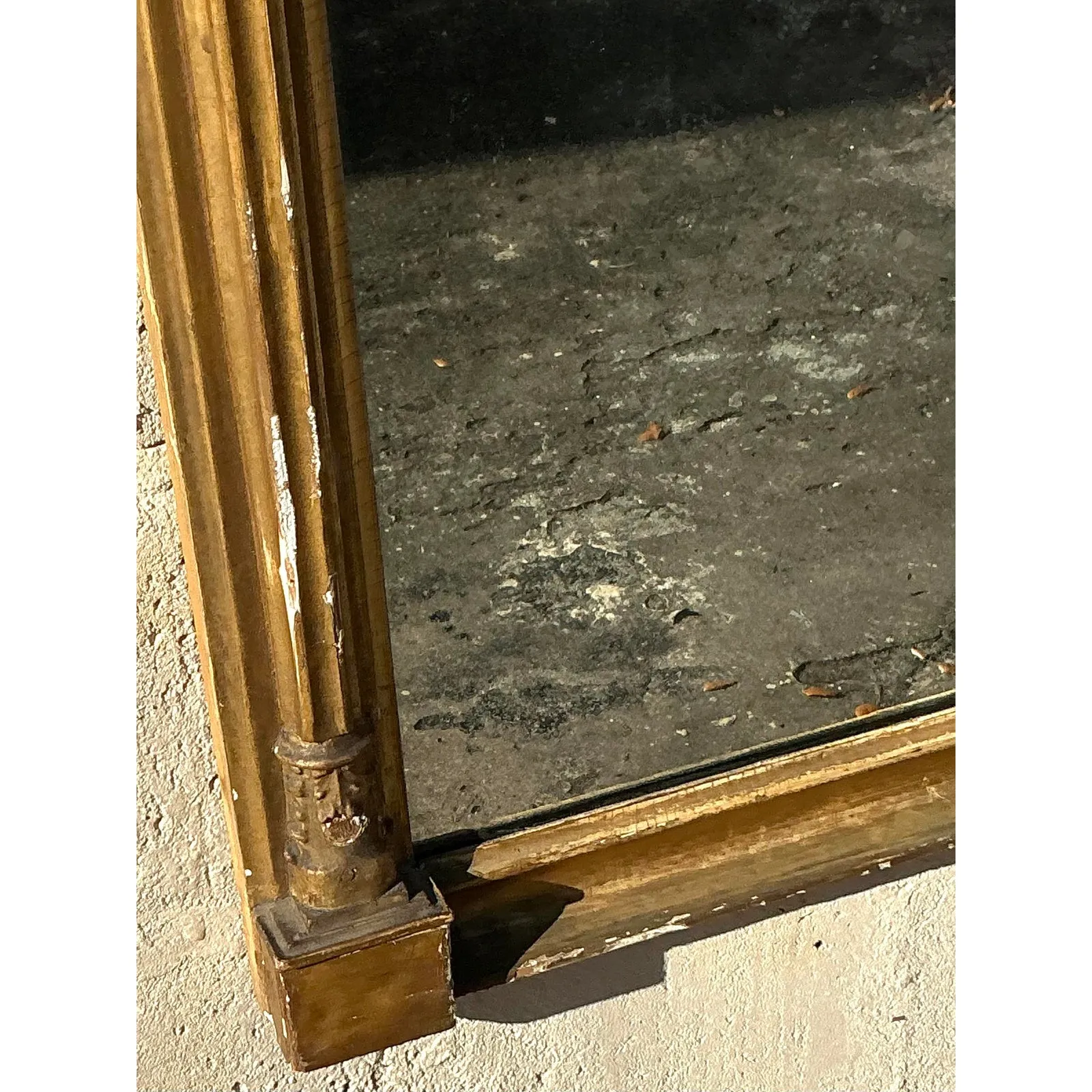 Vintage Regency Gilt Eglomise Mirror — additional photo 1