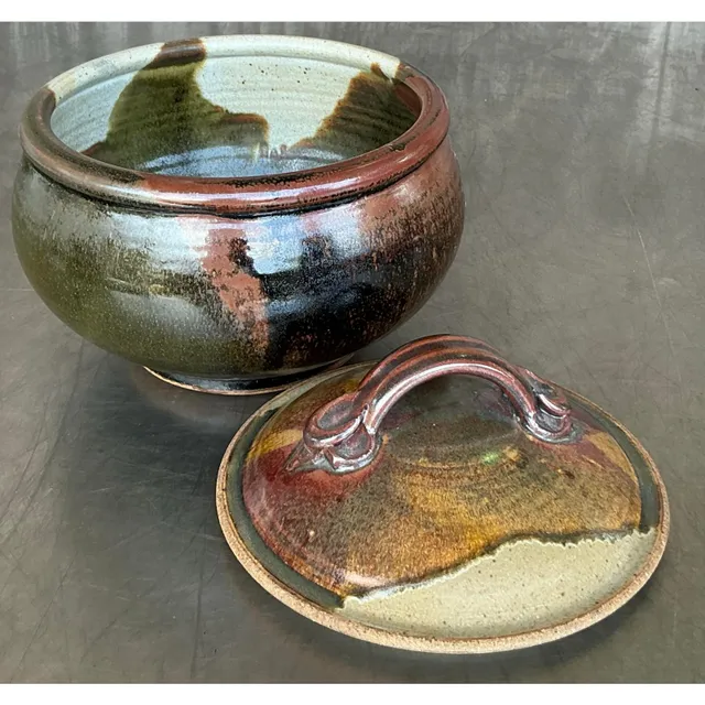 Vintage Boho Studio Pottery Lidded Bowl — additional photo 4