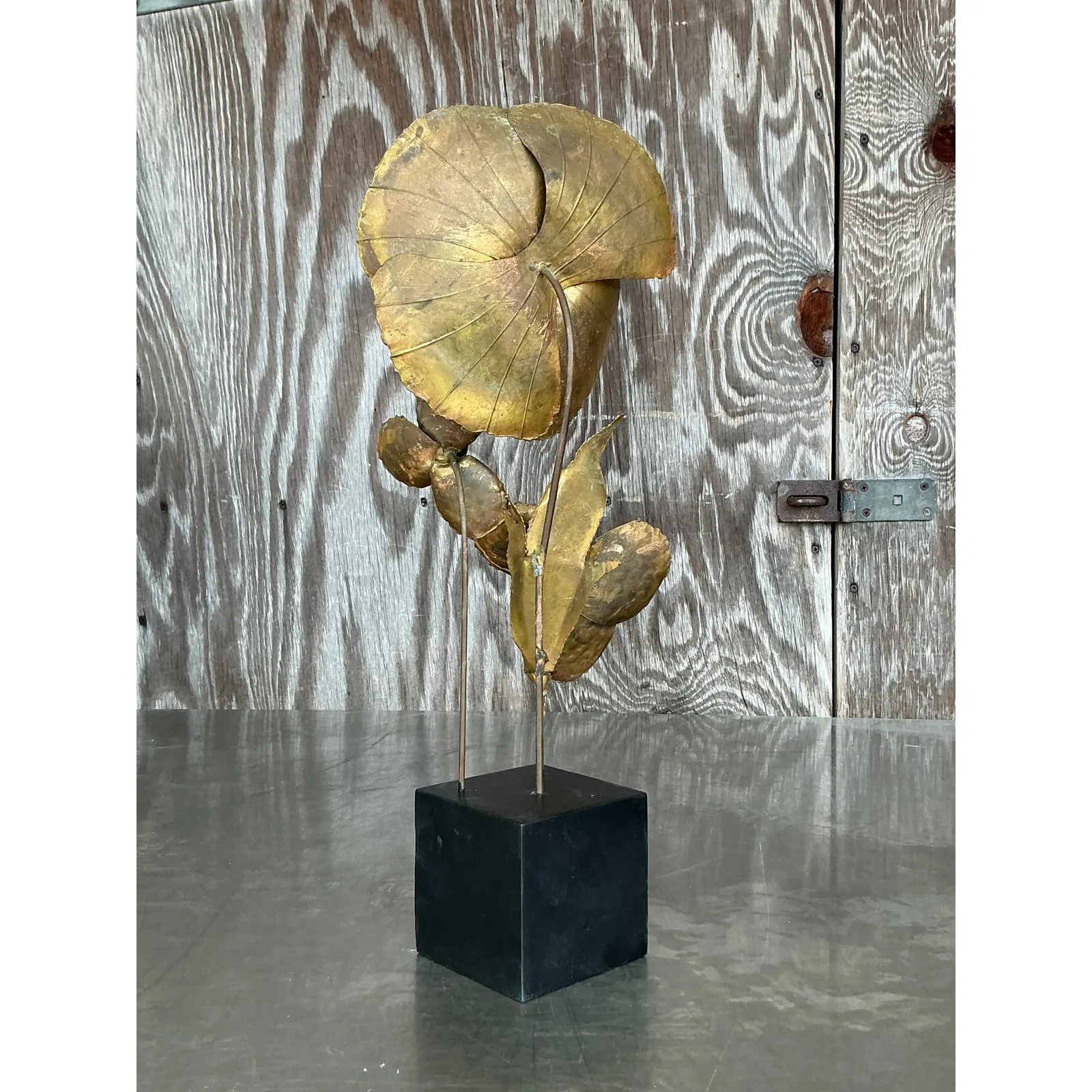 Vintage Boho Brutalist Brass Flower Sculpture — additional photo 3