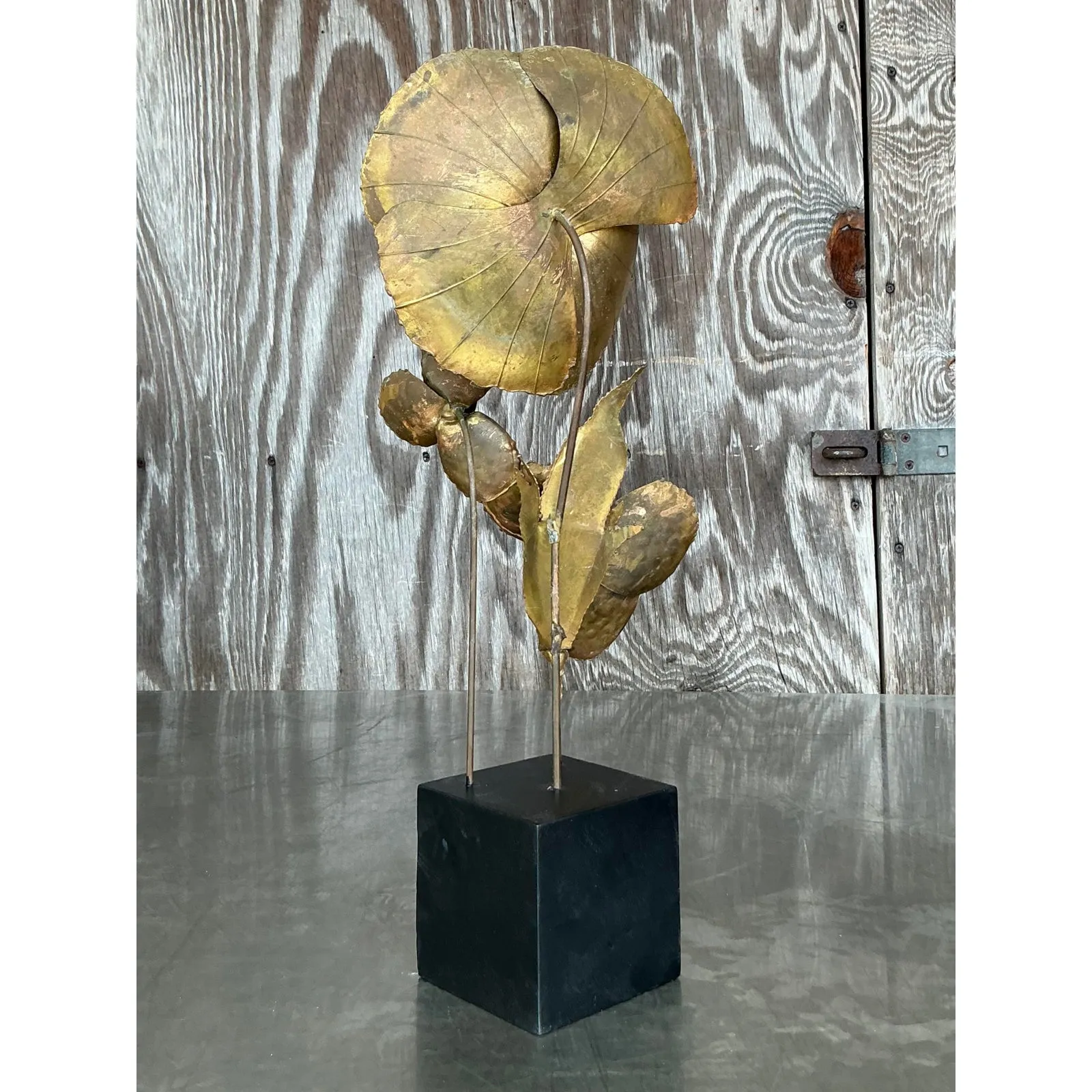 Vintage Boho Brutalist Brass Flower Sculpture — additional photo 6