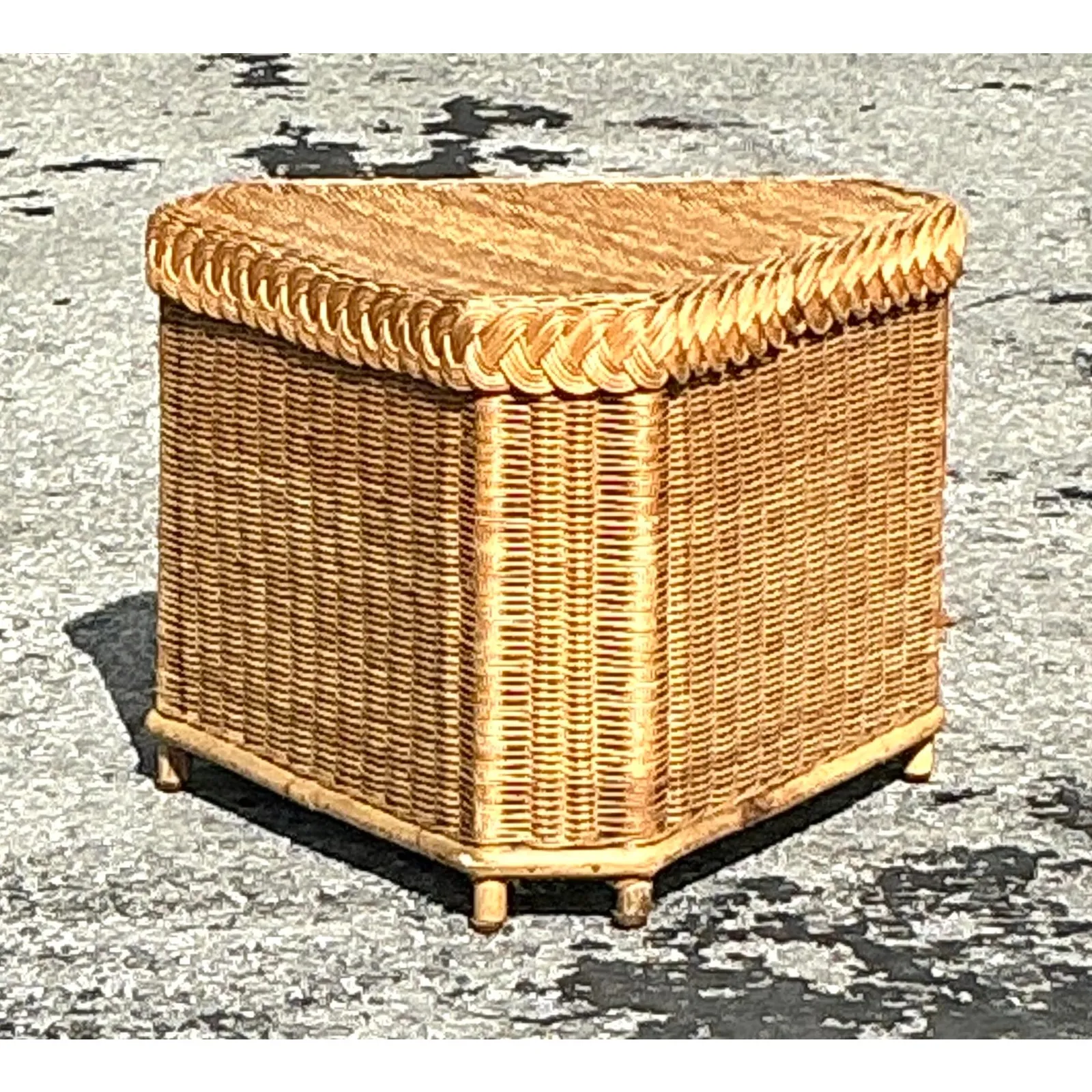 Vintage Coastal Brown Jordan Triangle Side Table — additional photo 7