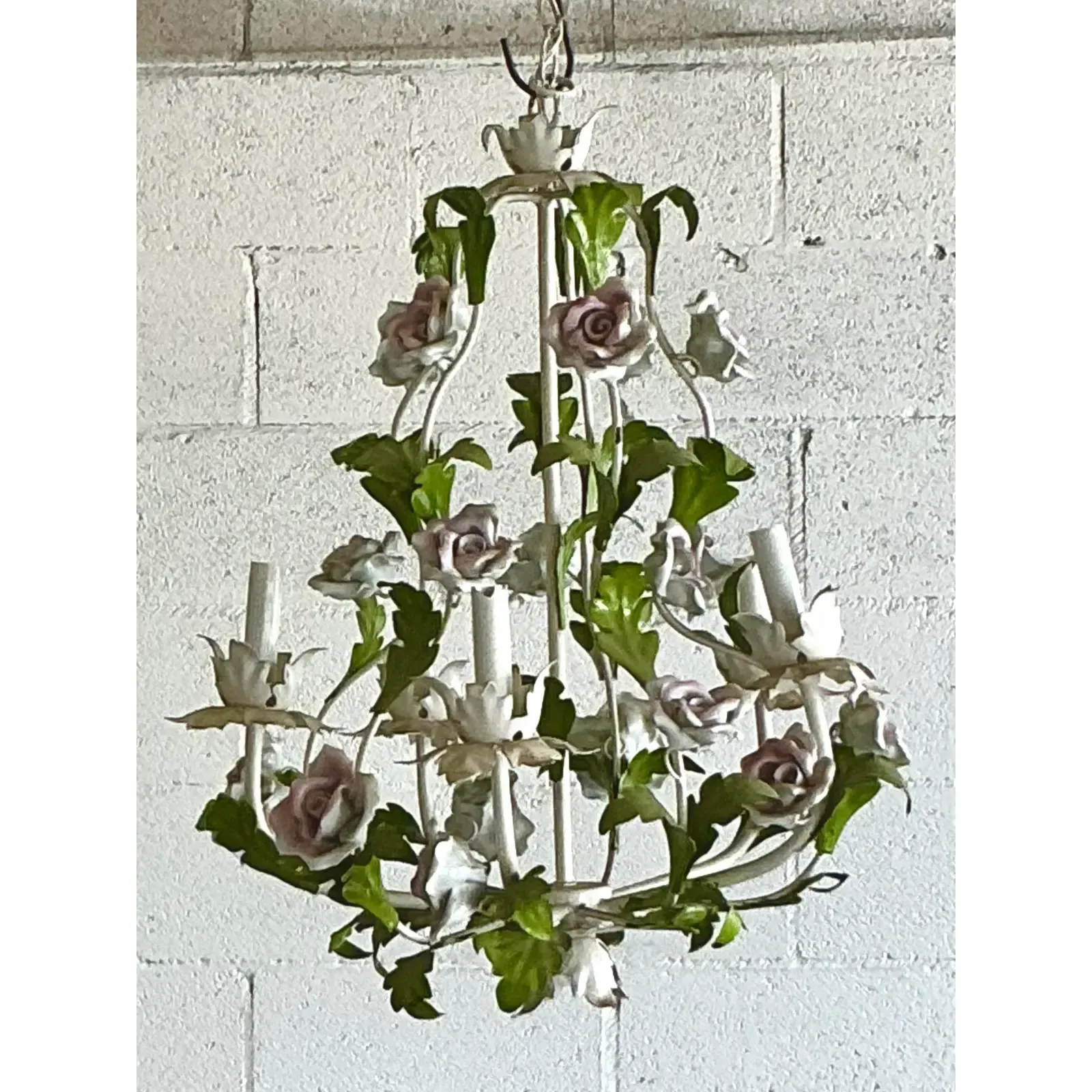 Vintage Regency Tole Roses Chandelier — additional photo 2