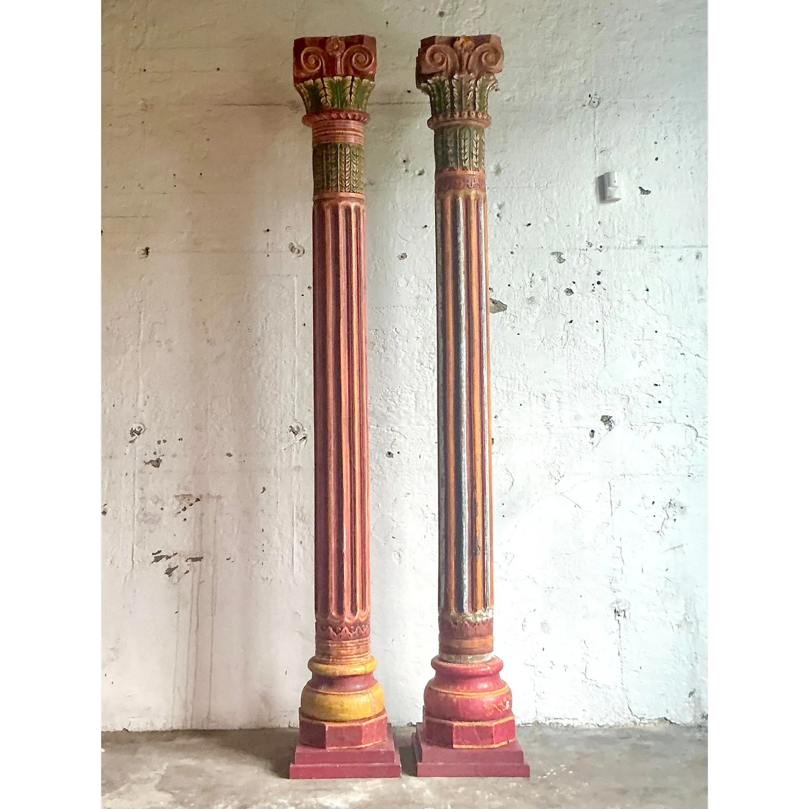 Vintage Boho Carved Corinthian Columns - A Set of 2 — additional photo 5