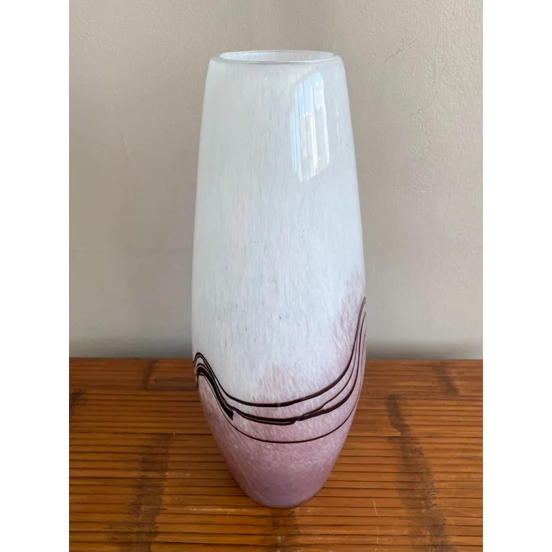 Vintage Boho Hand-Blown Art Glass Vase — additional photo 4