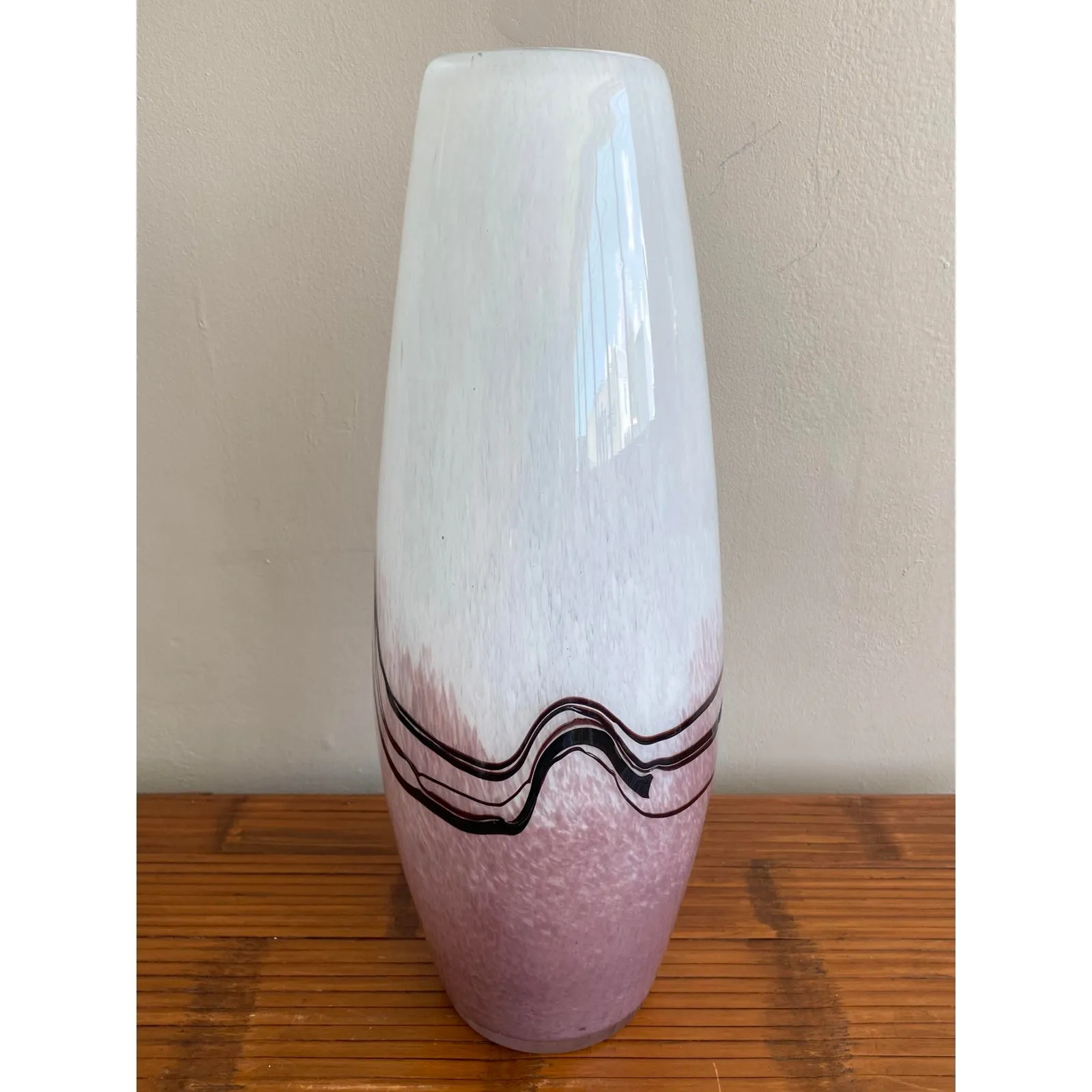 Vintage Boho Hand-Blown Art Glass Vase — additional photo 8