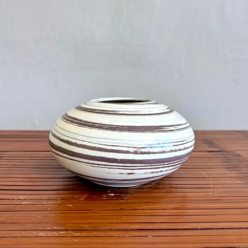 Vintage Boho Spiral Studio Pottery — additional photo 1