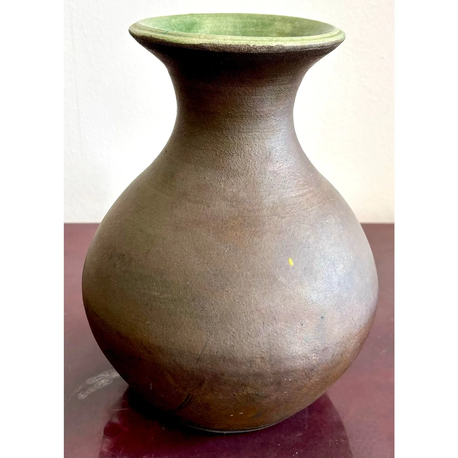 Vintage Boho Bulbous Earth Toned Vase With Matte Finish — additional photo 1