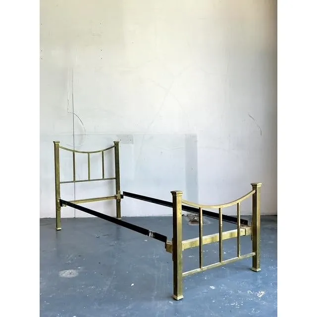 Vintage Boho Brass Daybed - Detail view