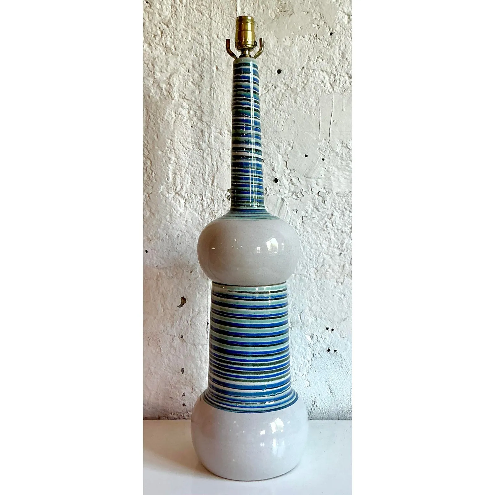 Vintage Mid 20th Century Martz Hand Painted Table Lamp — additional photo 5