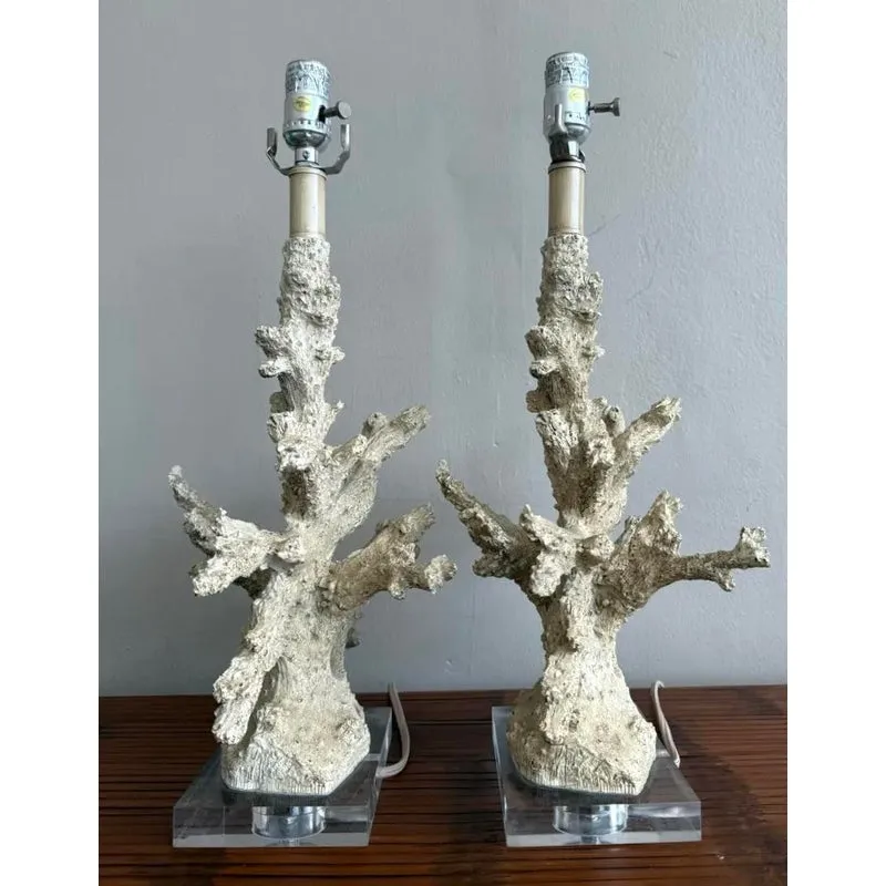 Vintage Faux Coral Branch Lamps on Lucite Base - a Pair — additional photo 4