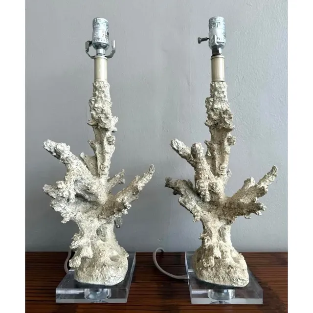Vintage Faux Coral Branch Lamps on Lucite Base - a Pair — additional photo 6