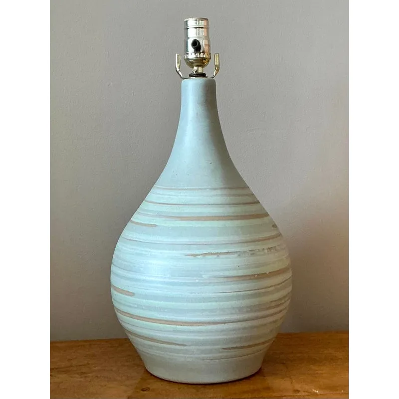Vintage Mid 20th Century Martz Ceramic Lamp — additional photo 2