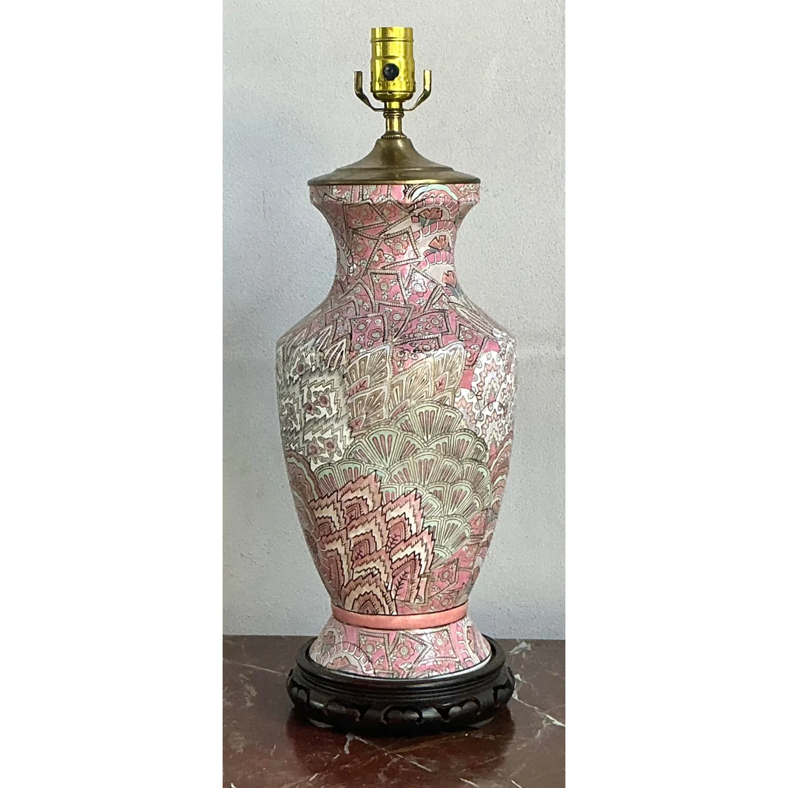 Vintage Regency Glazed Ceramic Peacock Feathers Lamp — additional photo 5