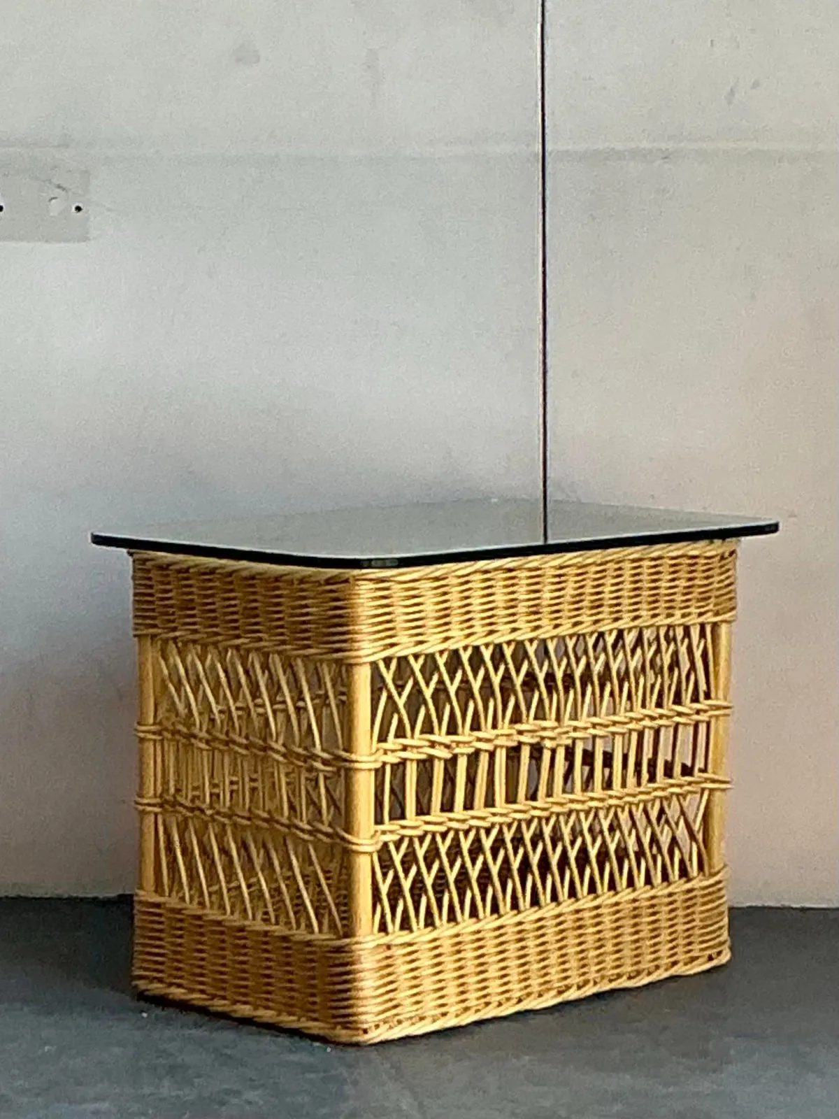 Vintage Boho Trellis Rattan Side Table — additional photo 4