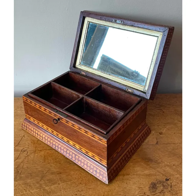 Vintage Boho 19th Century Marquetry Box — additional photo 5