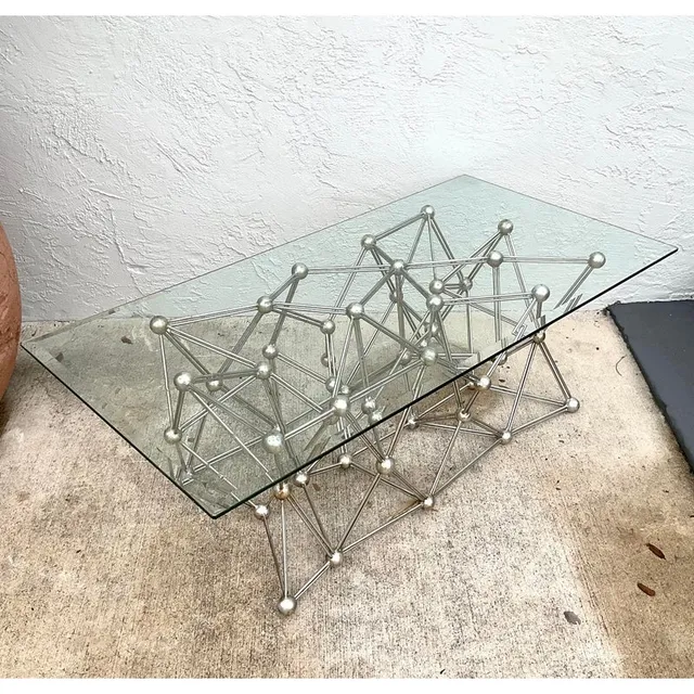 Vintage Boho Interlocking Molecule Coffee Table — additional photo 4
