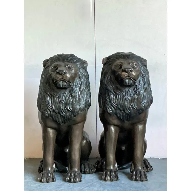 Early 20th Century Boho Monumental Bronze Lion Statues - A Pair — additional photo 1