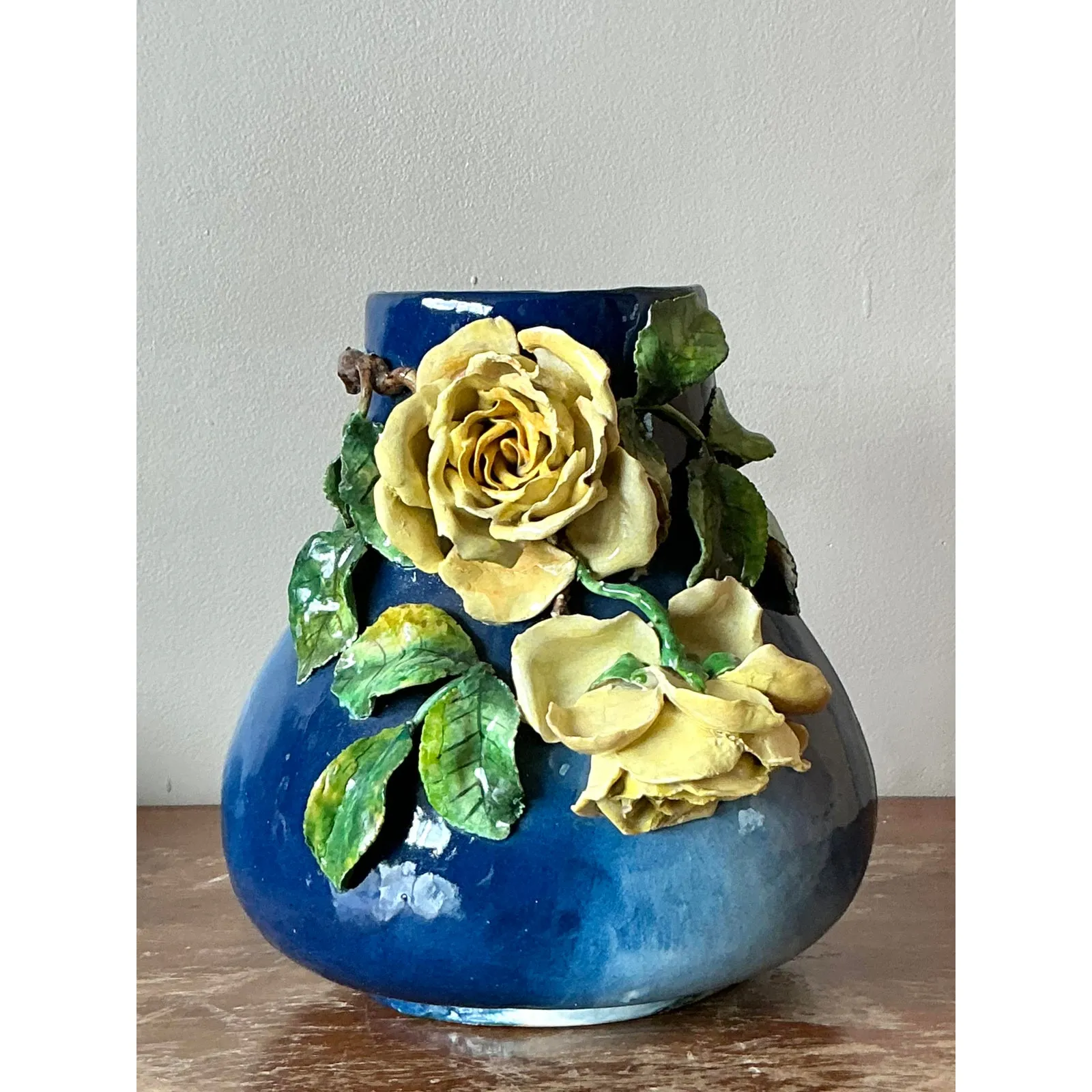 Vintage Regency French Majolica Roses Vase — additional photo 5
