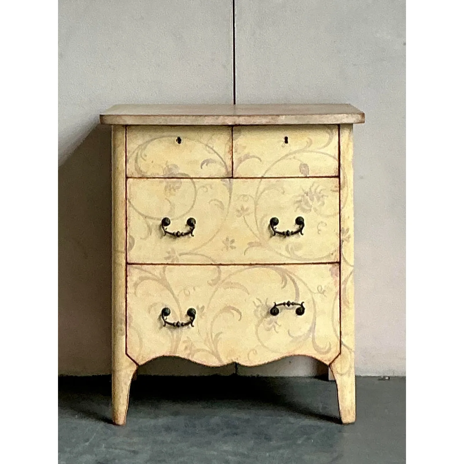 Vintage Italian Patina Hand Painted Chest — additional photo 5