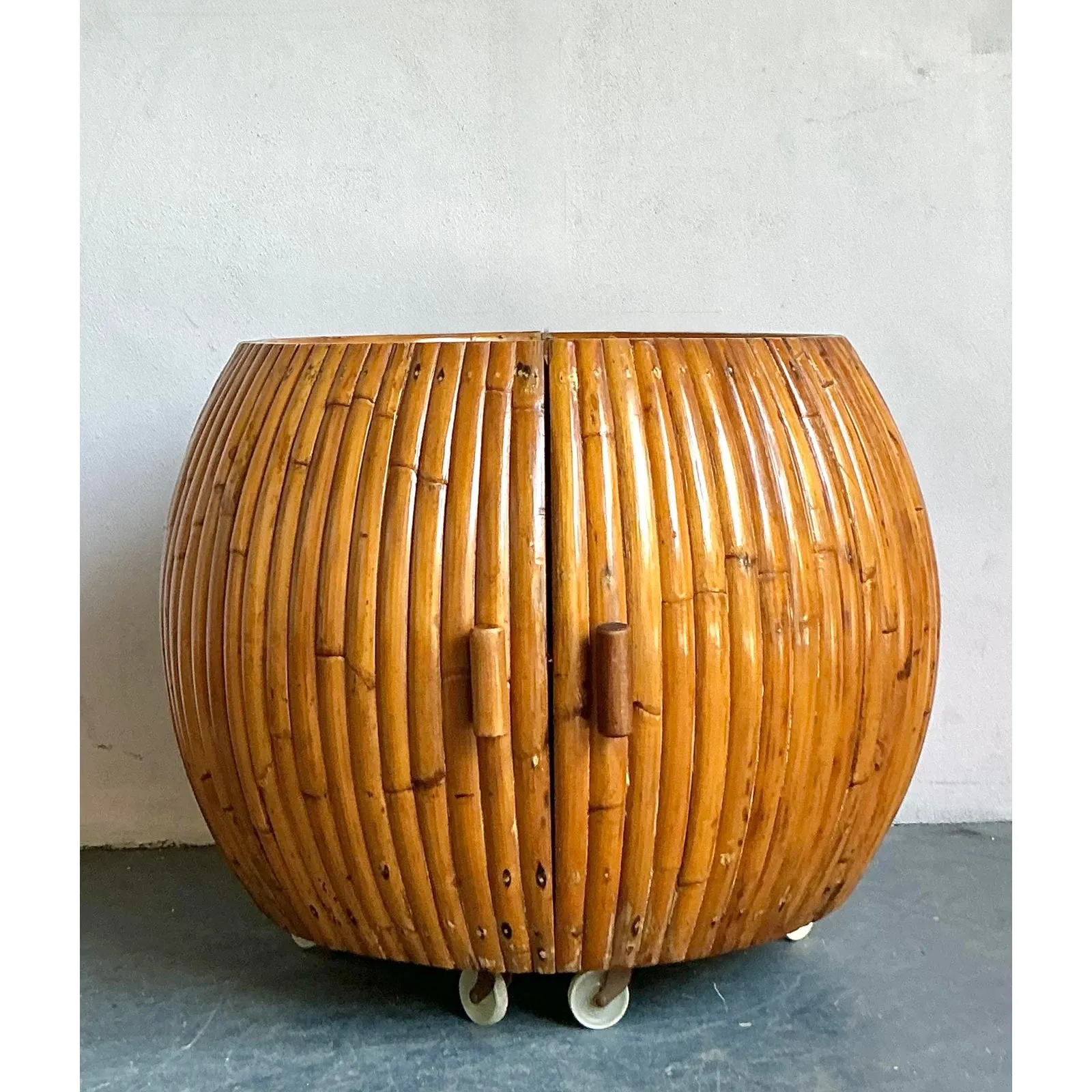 Vintage Boho Bent Rattan Rolling Dry Bar — additional photo 7