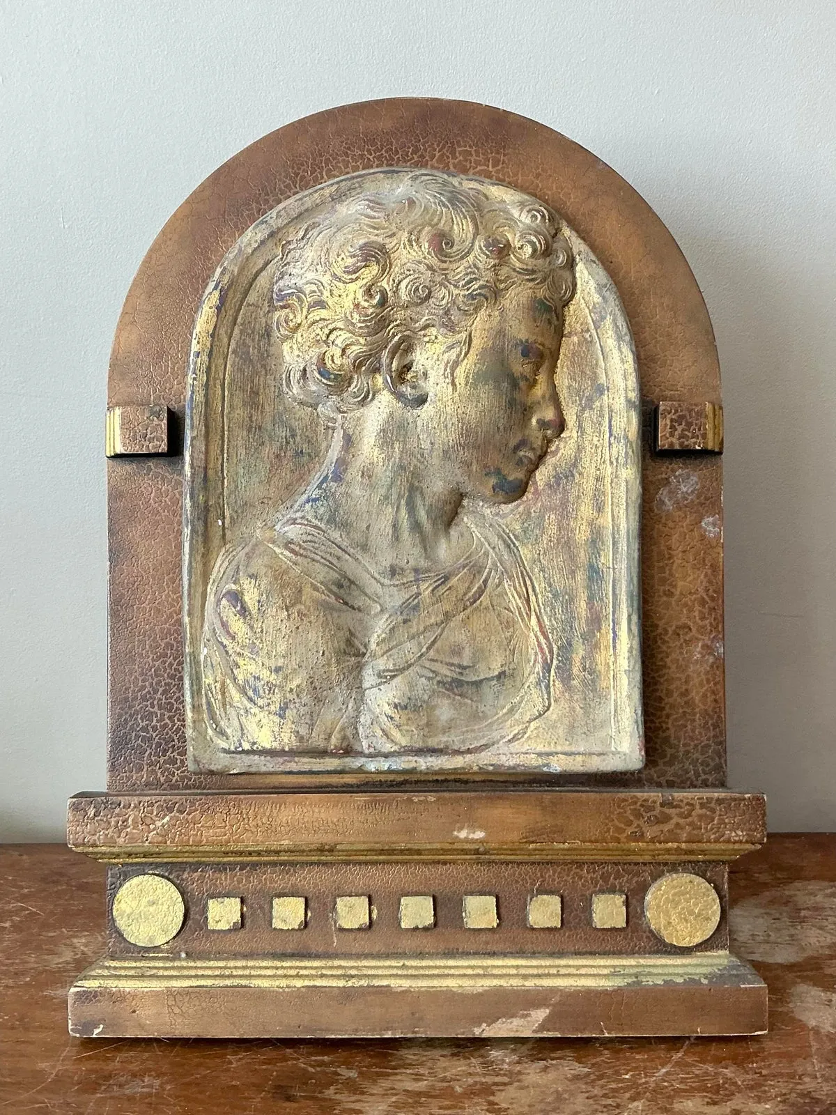 Vintage Boho Plaster Relief Frame - Interior view