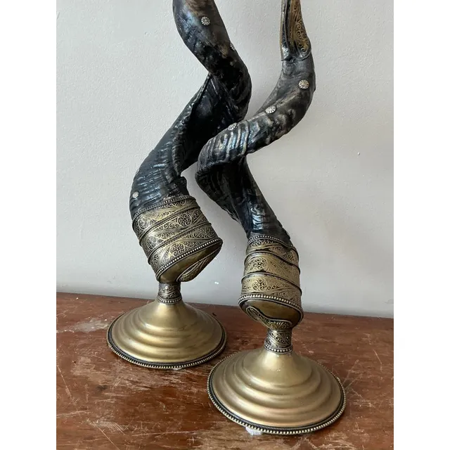 Vintage Boho Twisted Horn Candlesticks - Set of 2 — additional photo 6