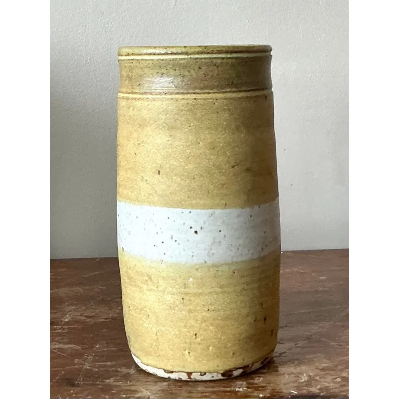 Vintage Boho Praying Mantis Studio Pottery Vase — additional photo 3