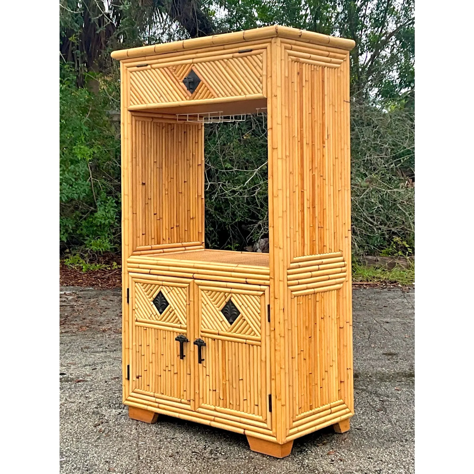 Vintage Coastal Bamboo Dry Bar — additional photo 3